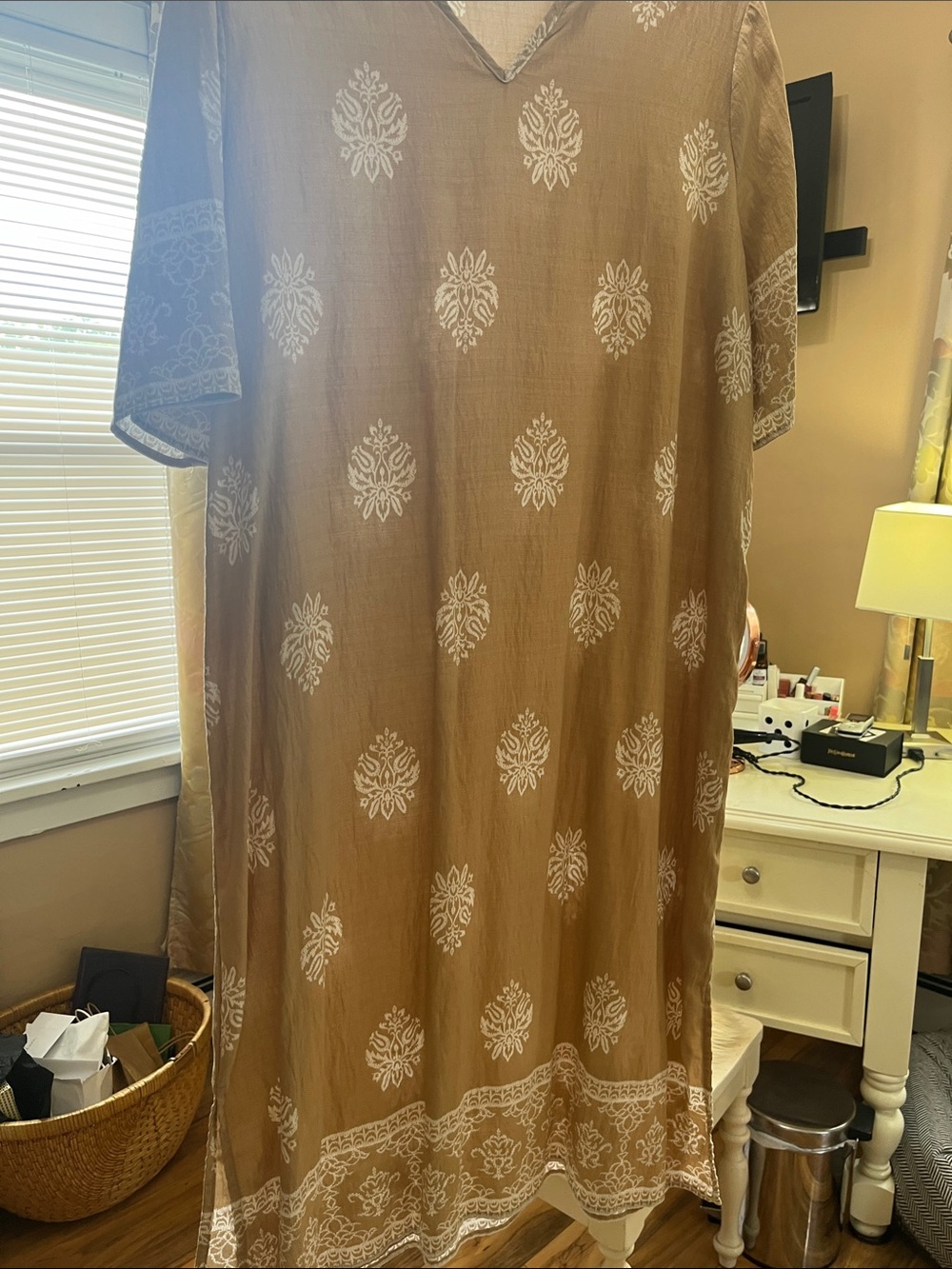 Tan Printed Short-Sleeve dress with White Motif